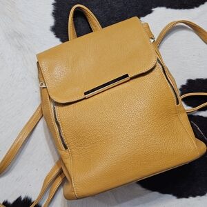 Vic's & Leon Brand XL Supple Mustard Yellow Leather Backpack Unisex Bag